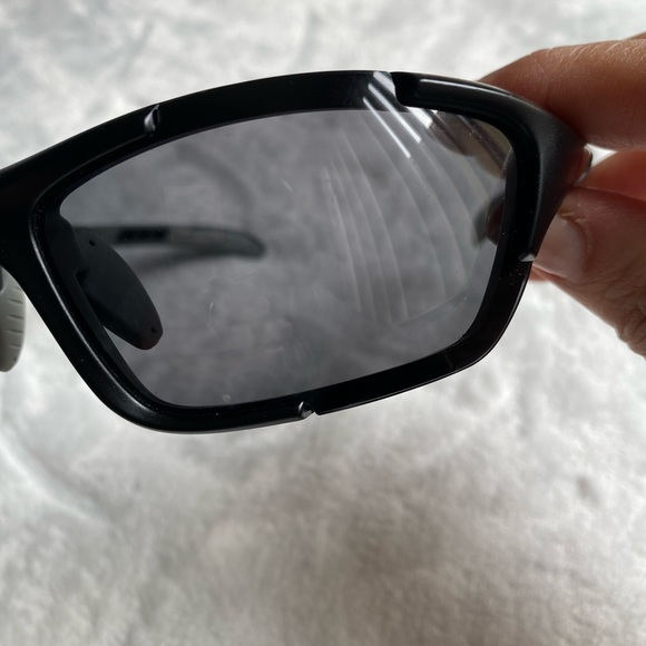 Hulislem Men’s Sunglasses - Picture 9 of 12